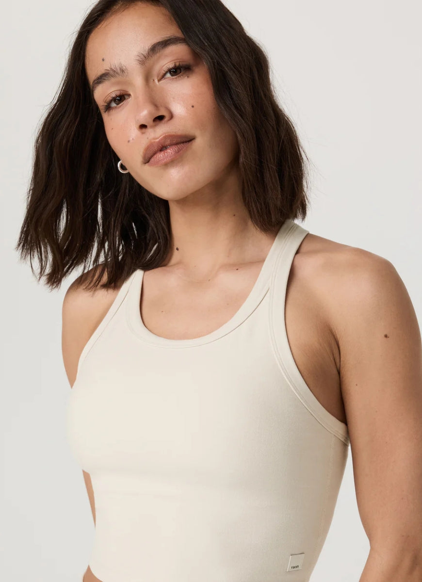 Racerback-tank-top med høy rygg
