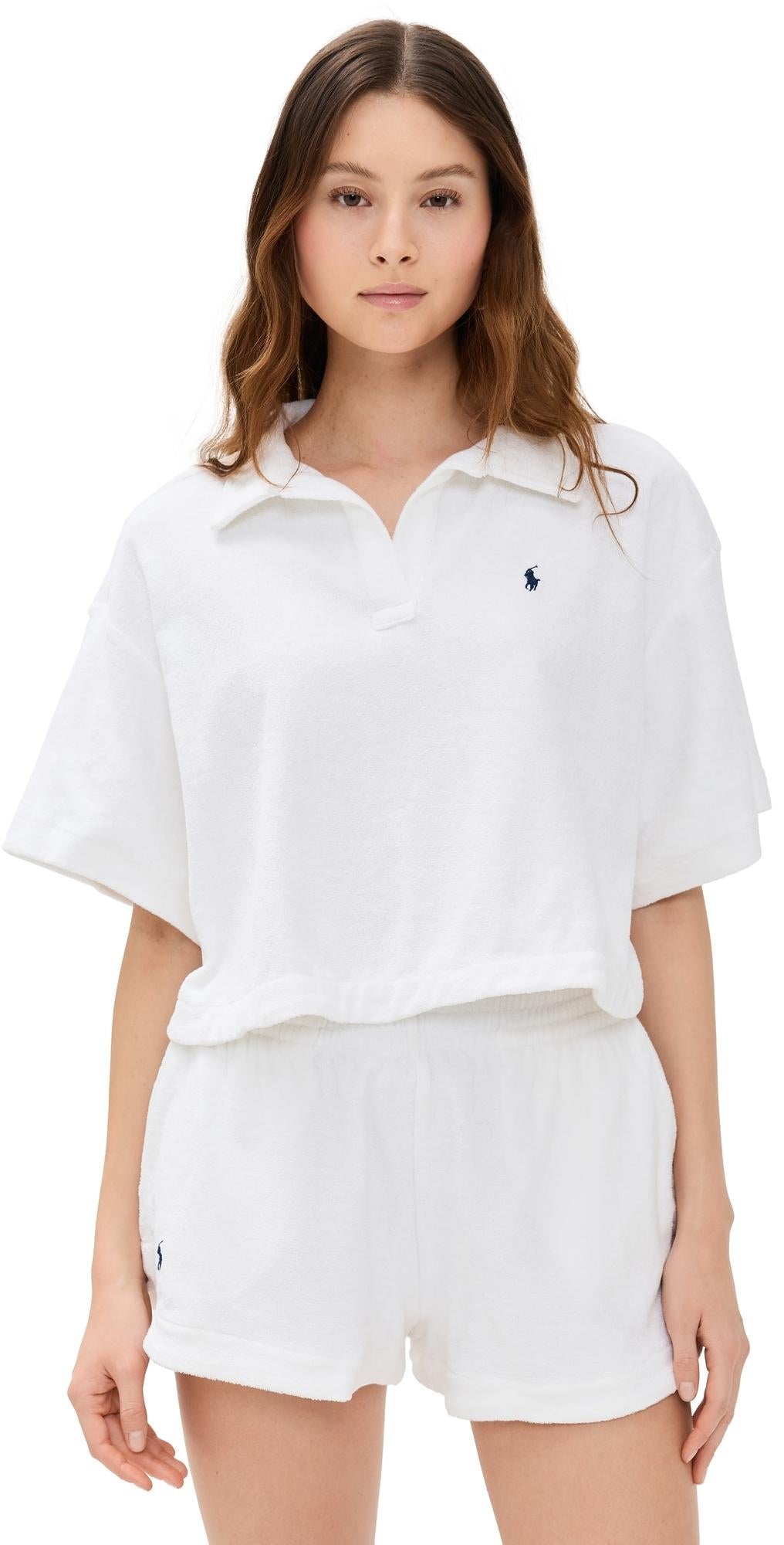 Polo Ralph LaurenHvit frottéskjorte og shortssett for dame