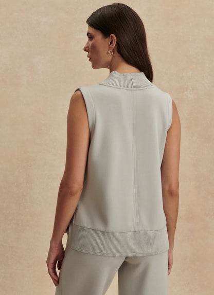Freida-tanktop med V-hals
